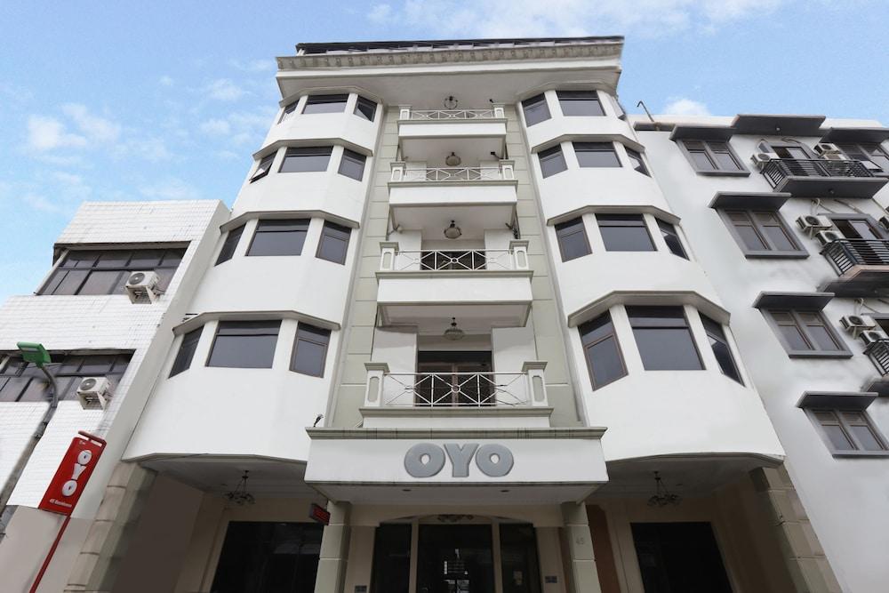 Capital O 297 Delova Hotel Jakarta Exterior foto